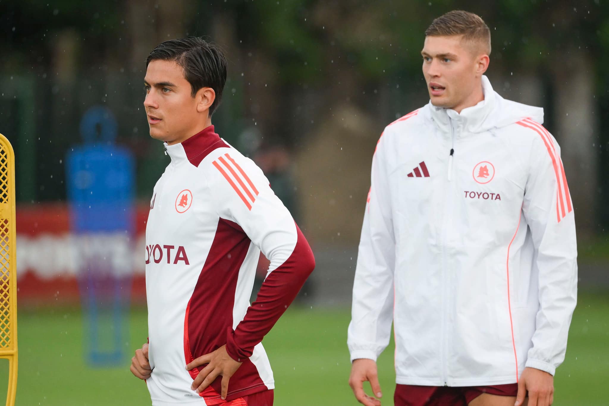 Roma, Dybala torna titolare. Dietro c'è Mancini con N'Dicka