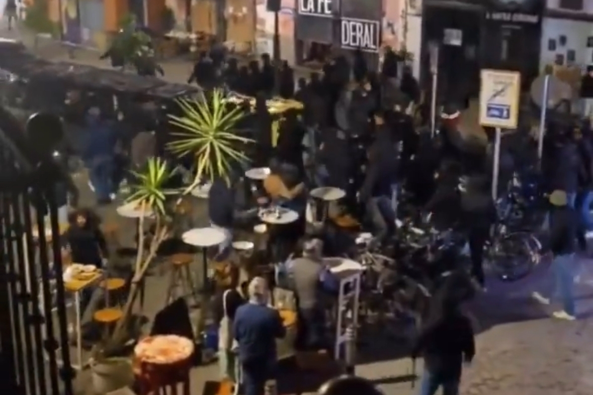 Scontri tra tifosi, identificati dalla polizia 100 sostenitori viola