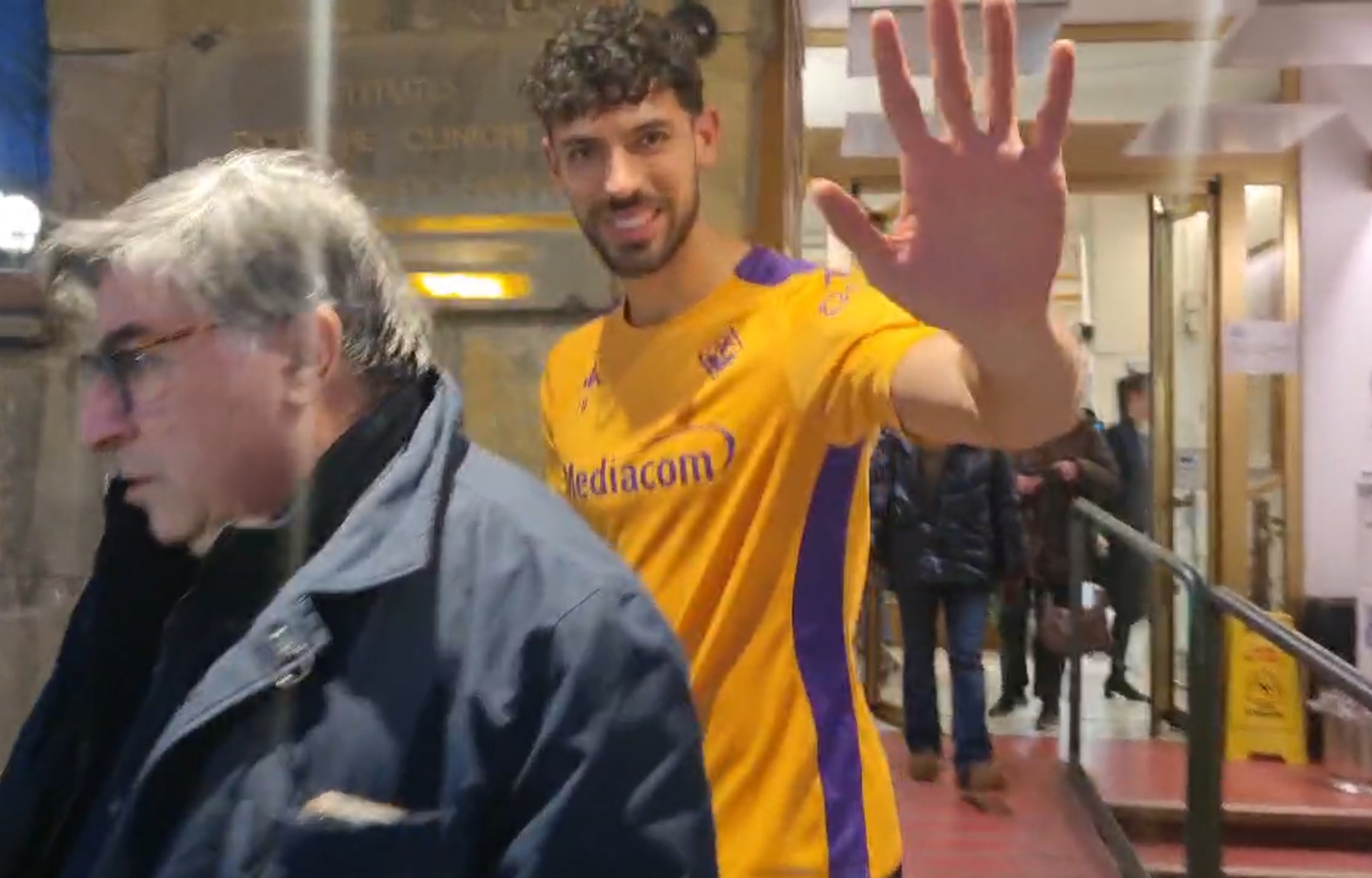 Terminate le visite mediche di Pablo Marí (VIDEO VI.IT)