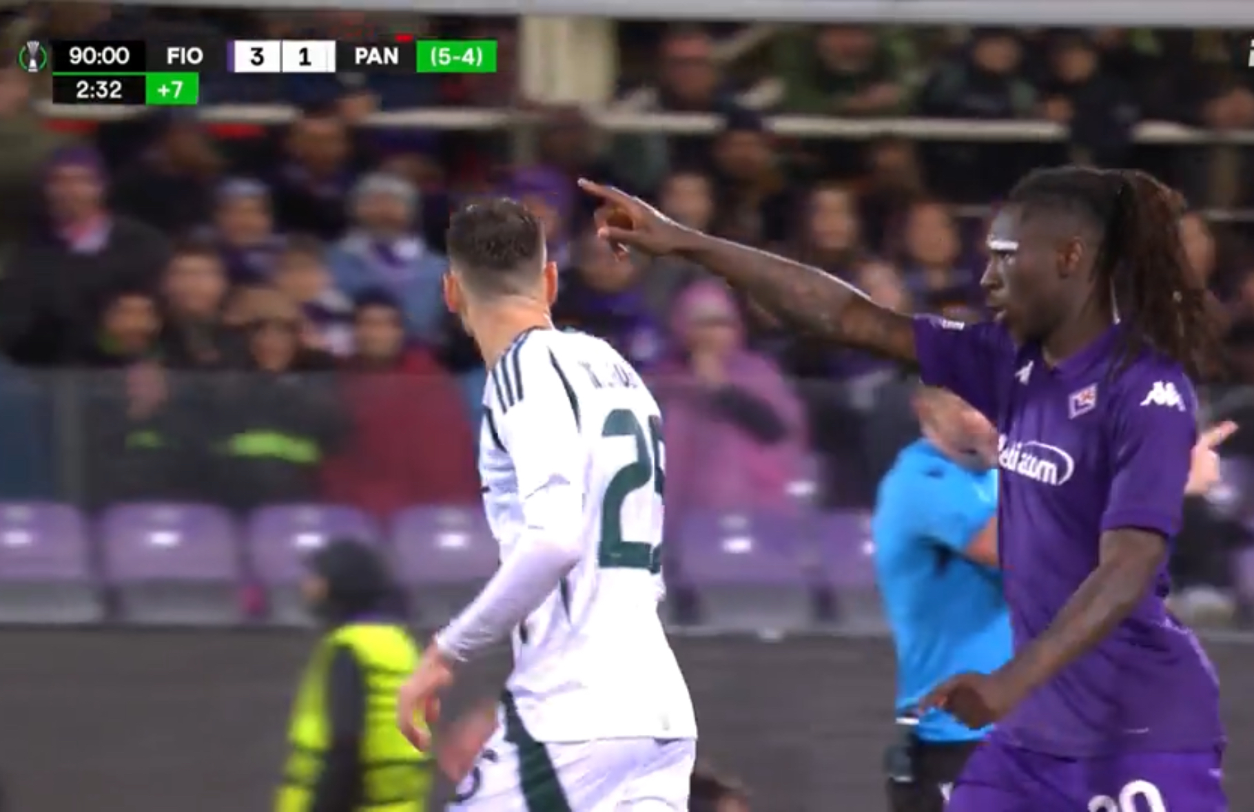Fiorentina-Panathinaikos, espulso Mladenovic nel recupero