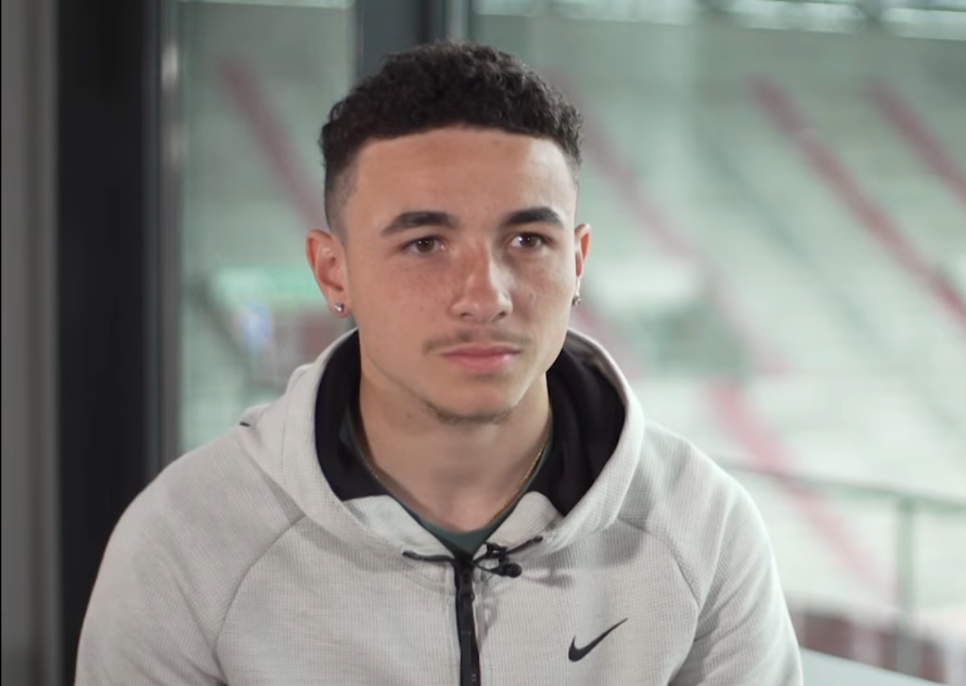 R. Vargas: “Sto bene all’Ausburg. Fiorentina? Non è facile cambiare club a gennaio”