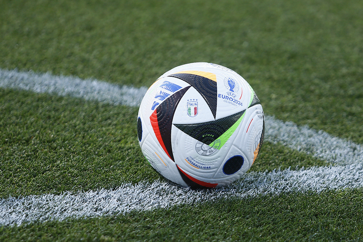 Designazioni arbitrali, Fiorentina-Cagliari: arbitra Piccinini. Al Var Serra