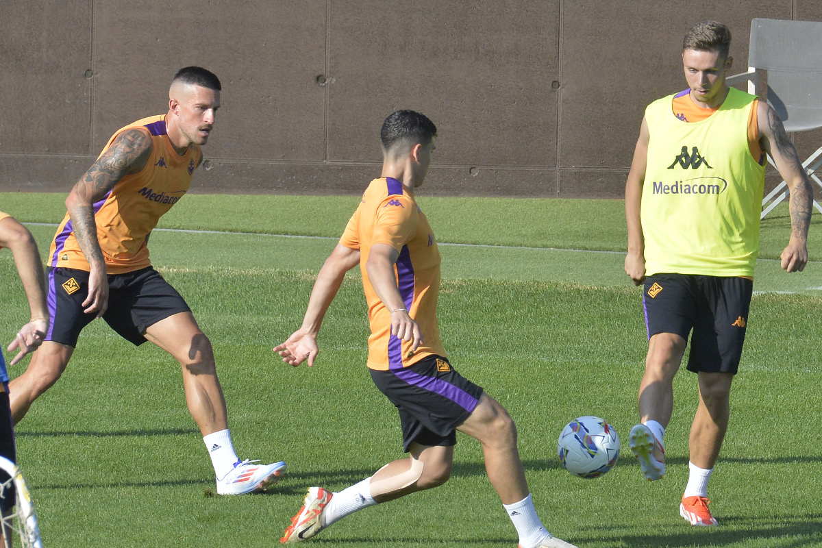 Parola d’ordine: intensità. Palladino lavora su verticalità e profondità. Dietro difesa alta