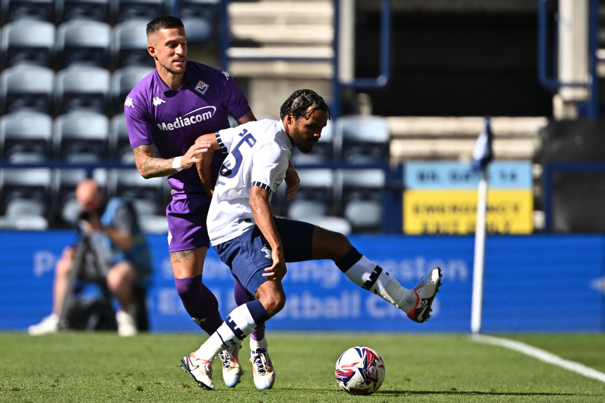 Viola senza certezze, un pari e un ko in Inghilterra. Errori dietro, sprechi davanti. Con l'Hull c'è Colpani