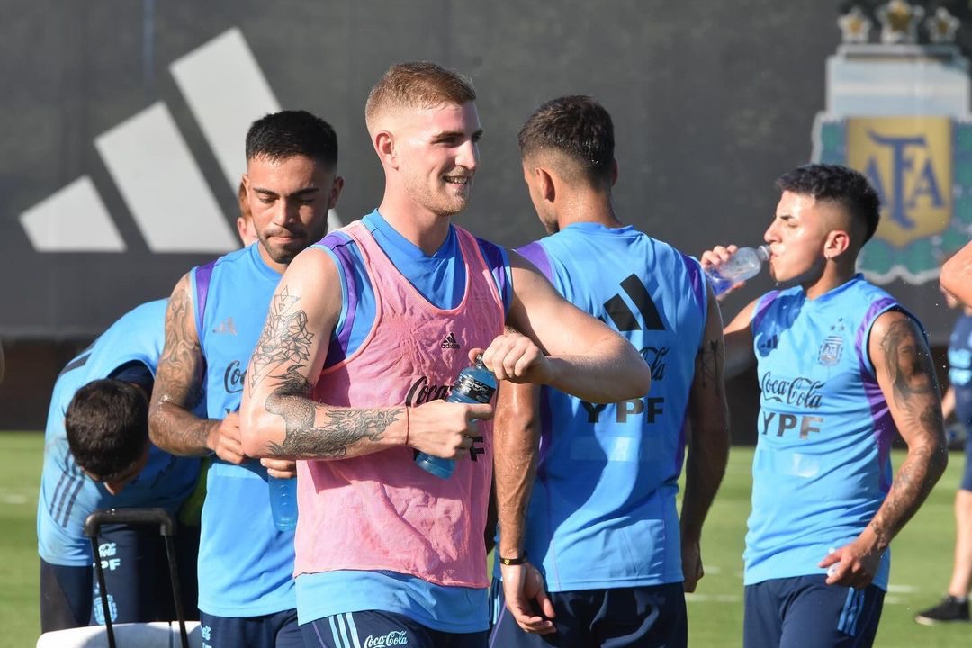 Valentini, contratto depositato. E' della Fiorentina. Ipotesi indennizzo al Boca per averlo subito