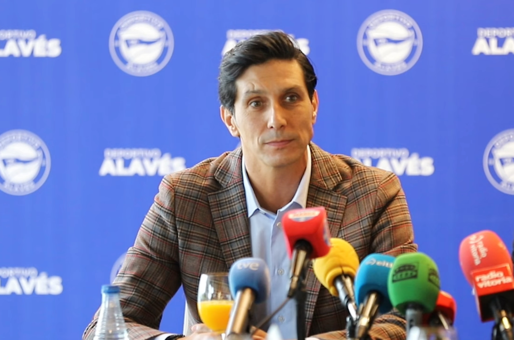 Alavés, Fernandez: “Rifiutata offerta della Fiorentina per Blanco. Moreno? Non potevamo competere”