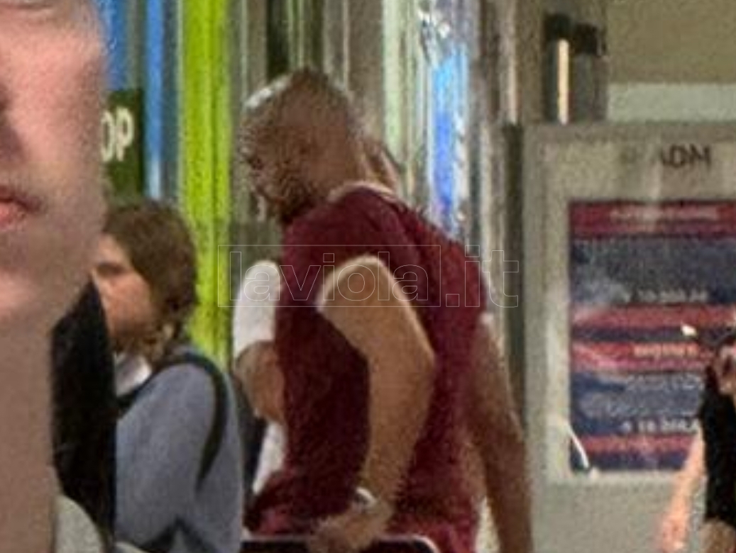 Amrabat è a Firenze. Il marocchino di nuovo in viola in attesa del mercato (FOTO VI.IT)