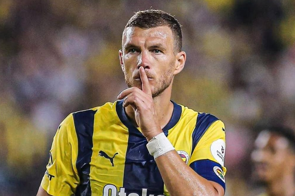 Dzeko, stipendio da 1,8 milioni più bonus. Pioli decisivo per il sì del bosniaco
