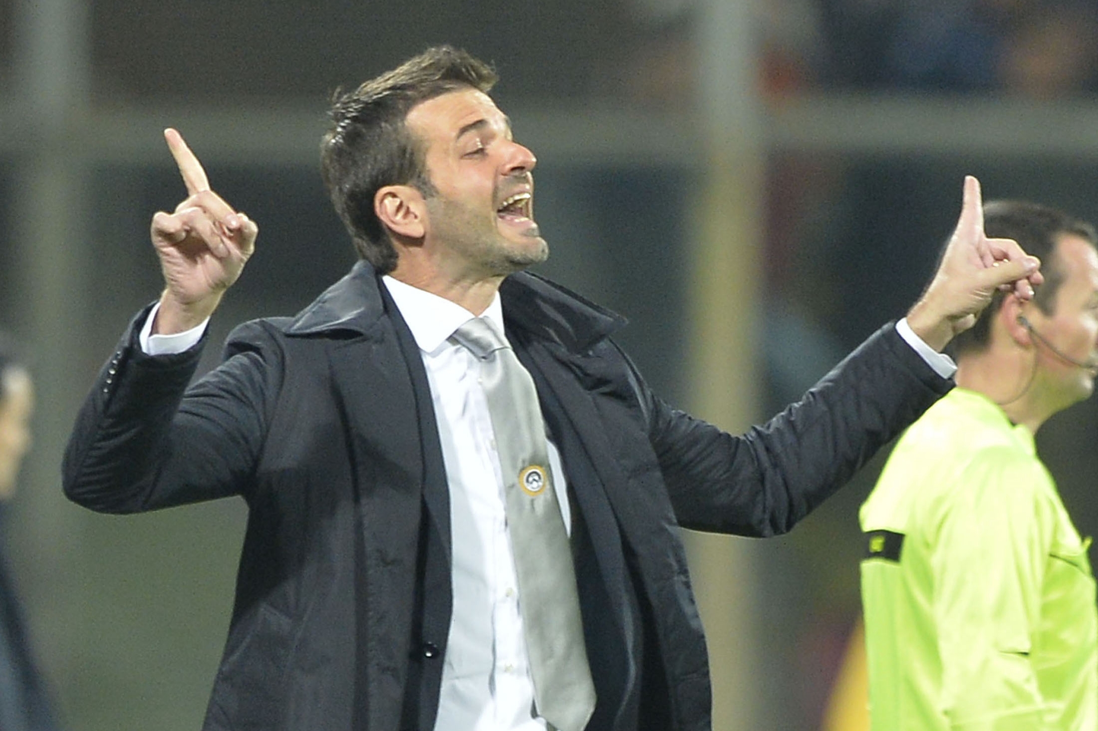 Stramaccioni: "La Fiorentina ha ritrovato unità sul campo. Beltran simbolo della vittoria"