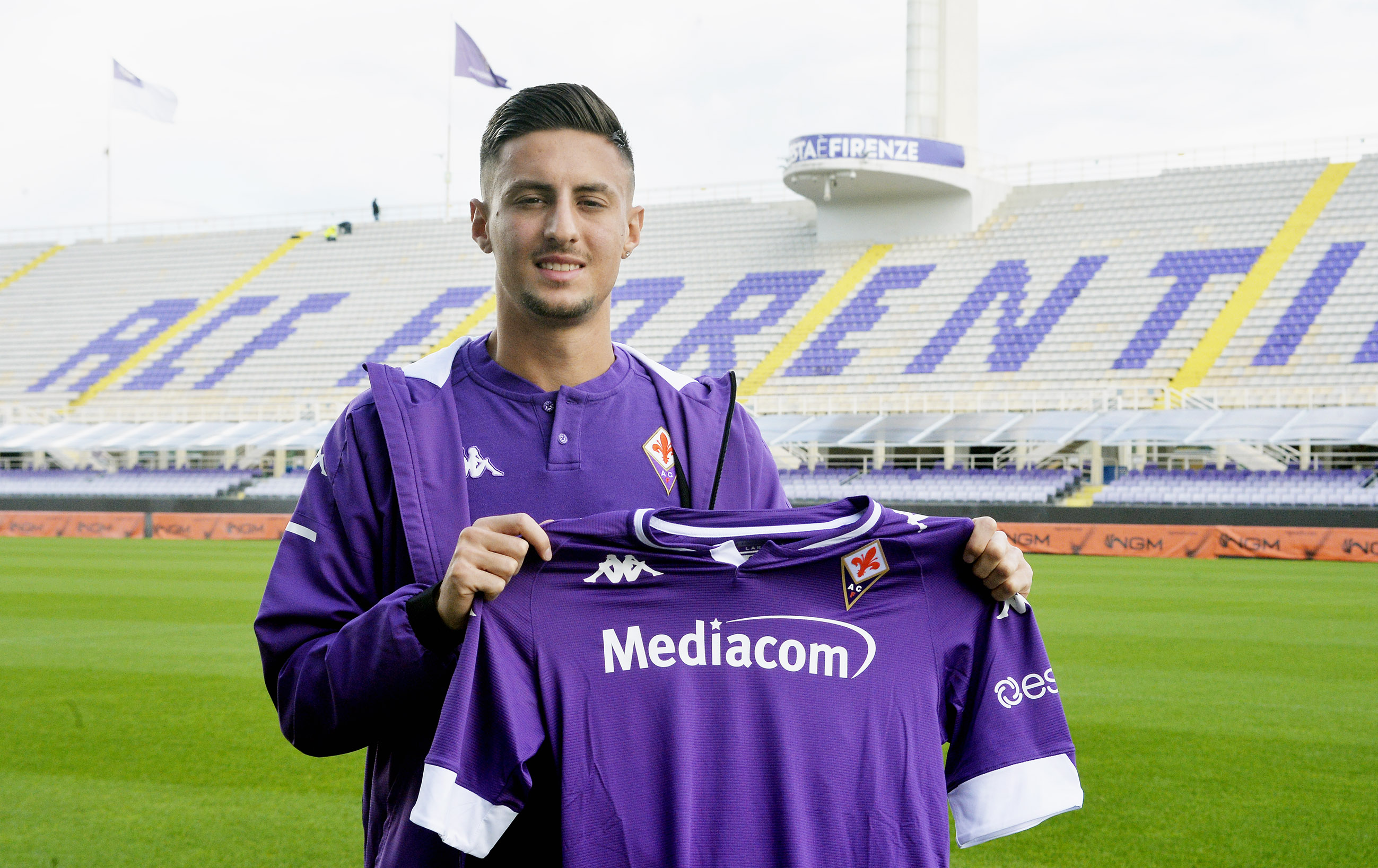 Barreca: "A Firenze ho avuto l'onore di giocare con Ribery, è stato eccezionale. Vlahovic..."