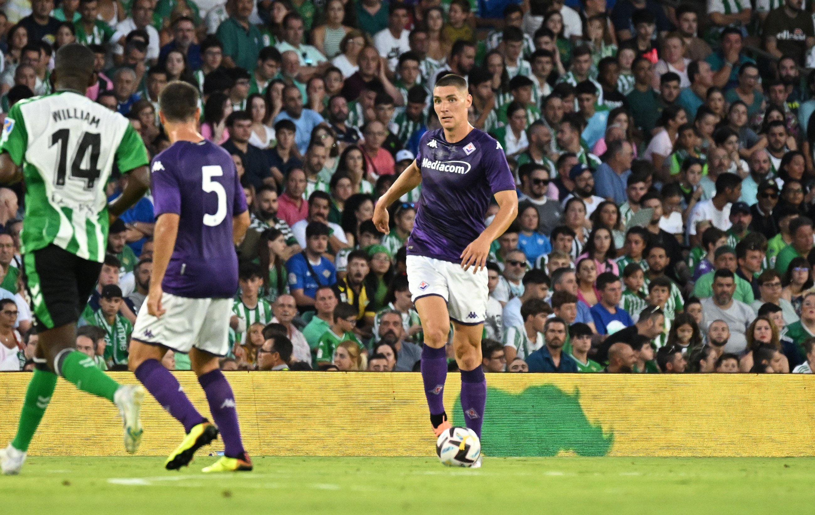 CDS-Stadio - Entusiasmo Betis, si va verso il tutto esaurito al Villamarin