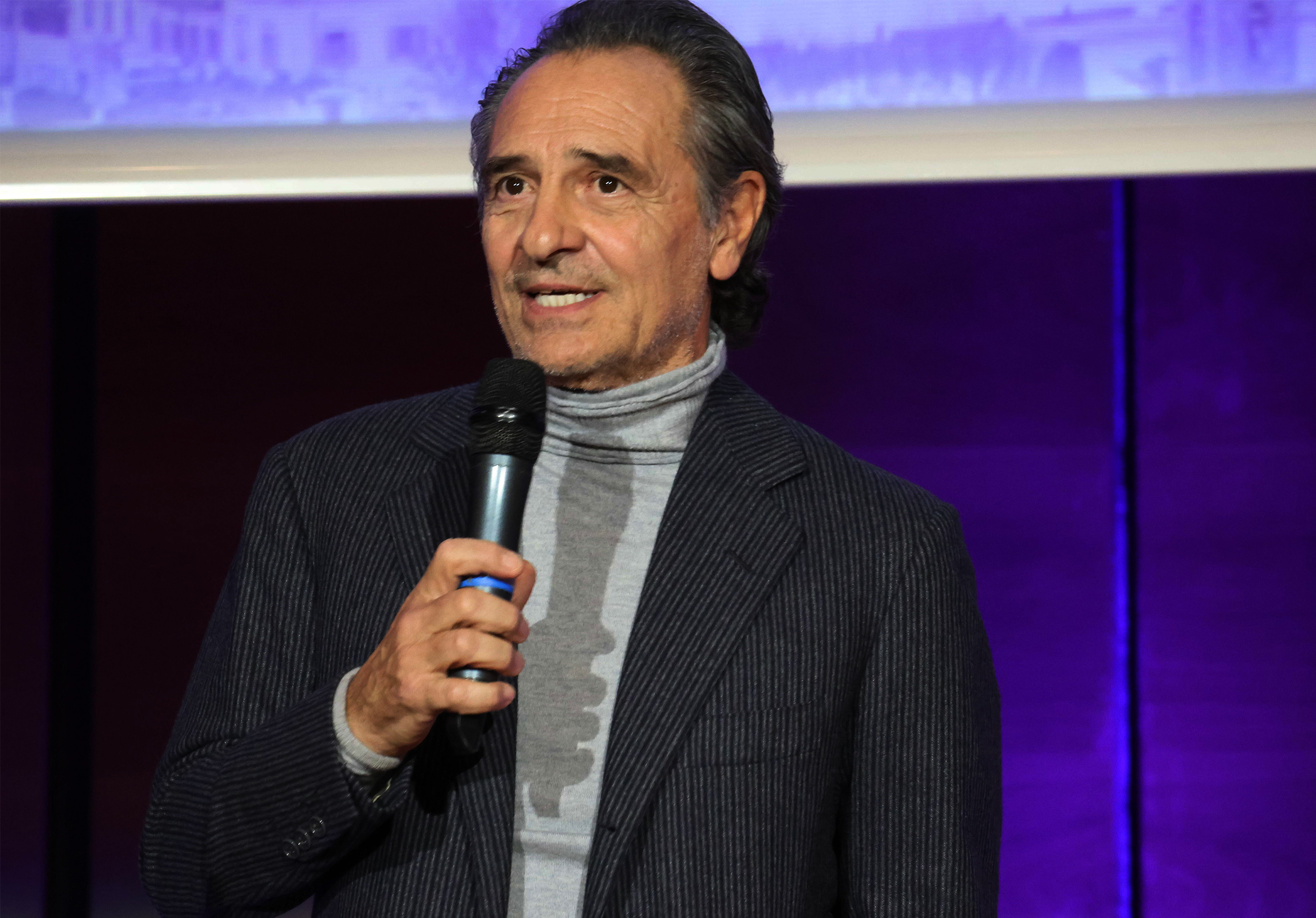 Prandelli su Balotelli: "Ha la chance più importante. Il gol al debutto sarebbe una favola"