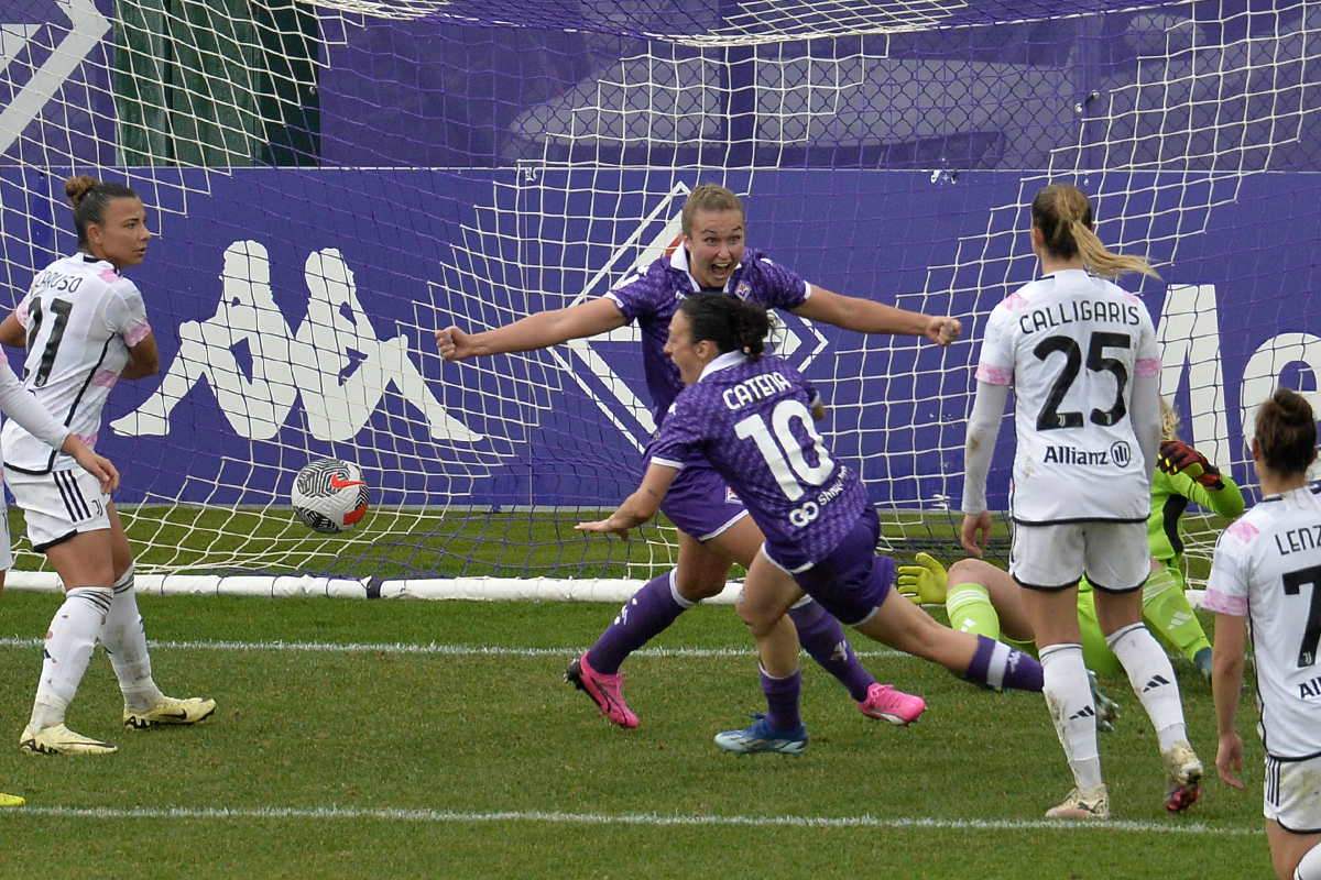 Femminile, Fiorentina in campo a Napoli. La formazione ufficiale di De La Fuente
