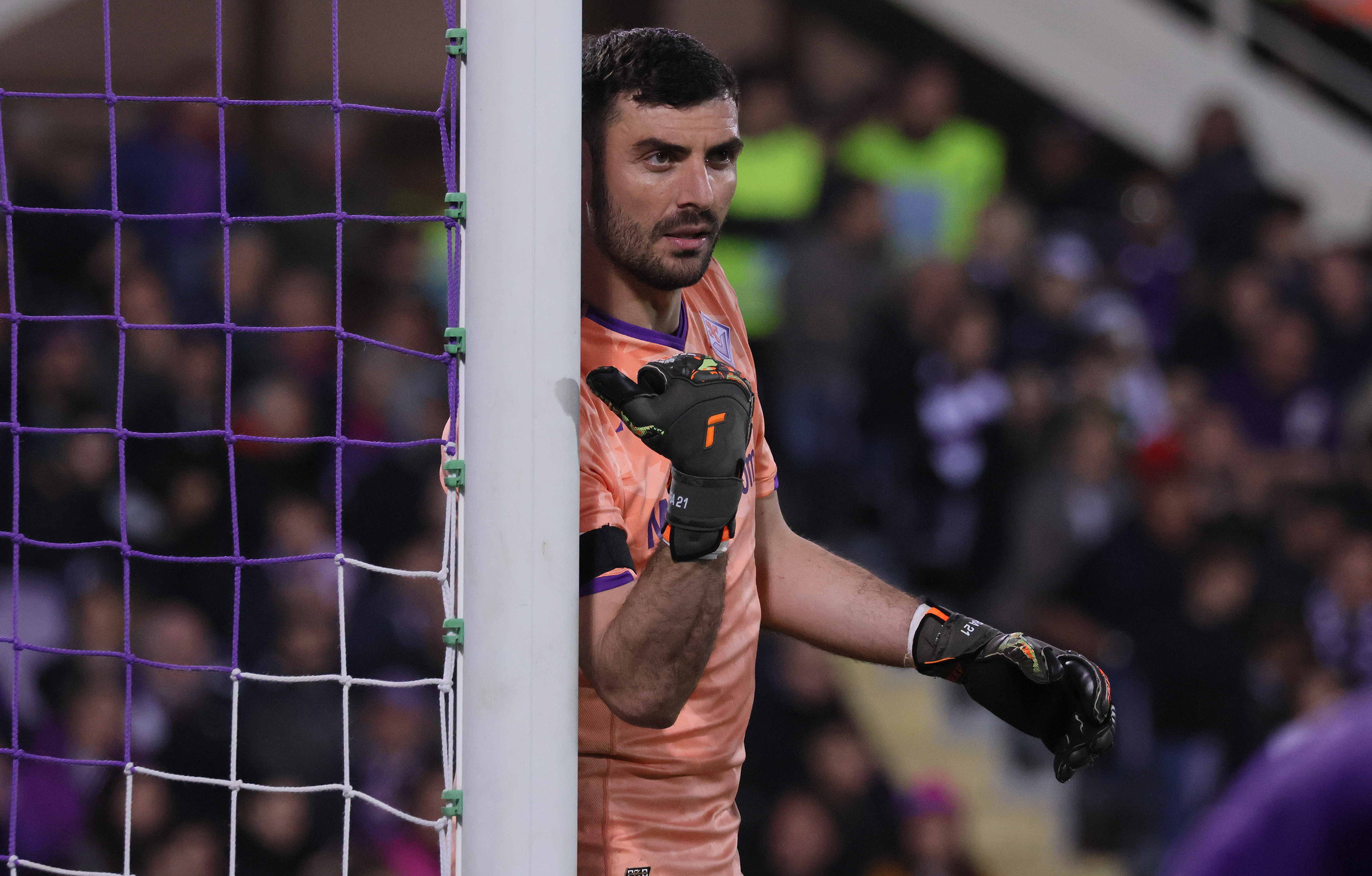 Il grande caso portieri: da De Gea e Kepa, fino a Caprile. E se Terracciano non sarà titolare...