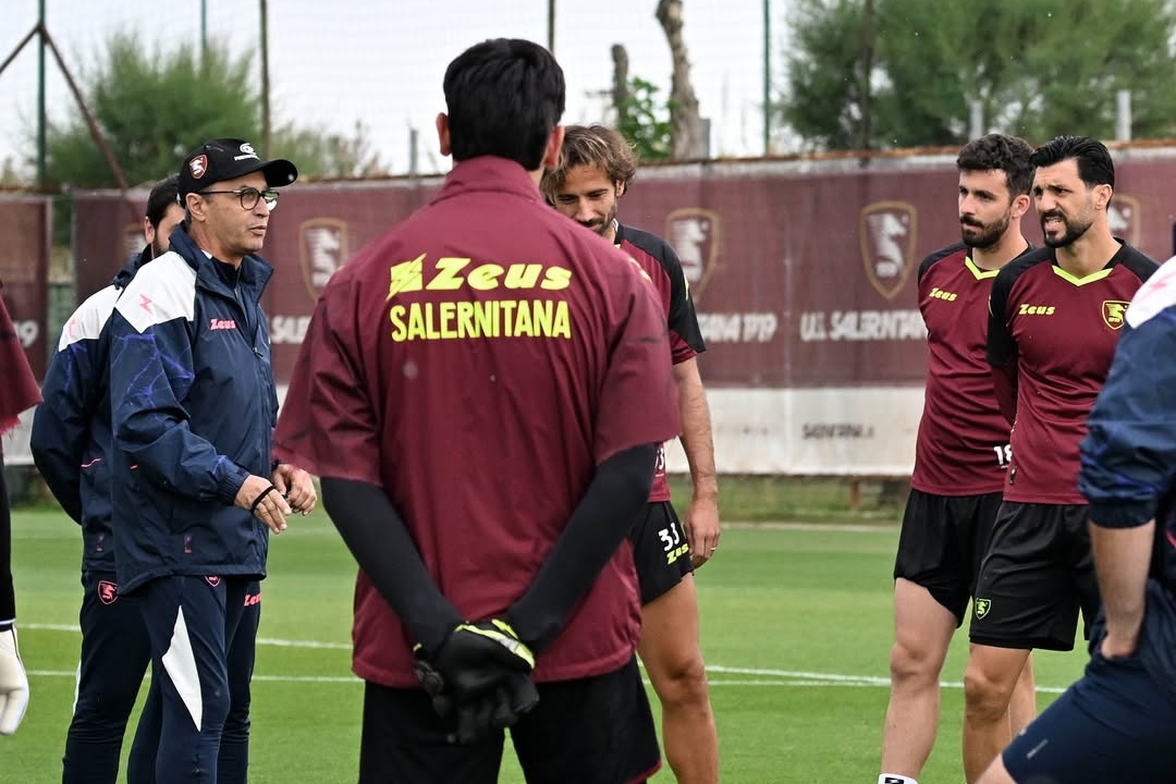 Intossicazione alimentare nella Salernitana: aperta un’indagine della Procura di Genova