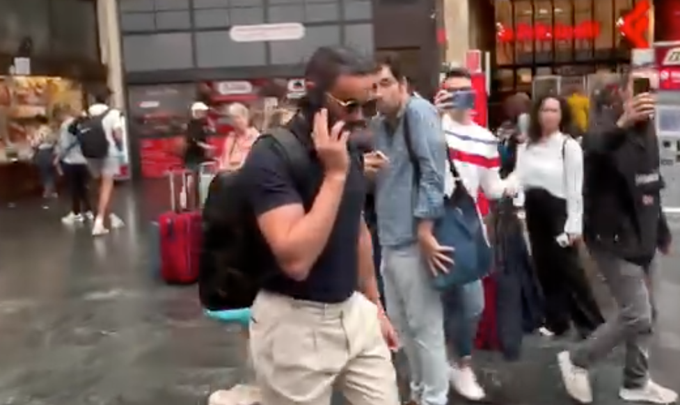 Raffaele Palladino è a Firenze. Adesso al Viola Park per la firma sul contratto (VIDEO)