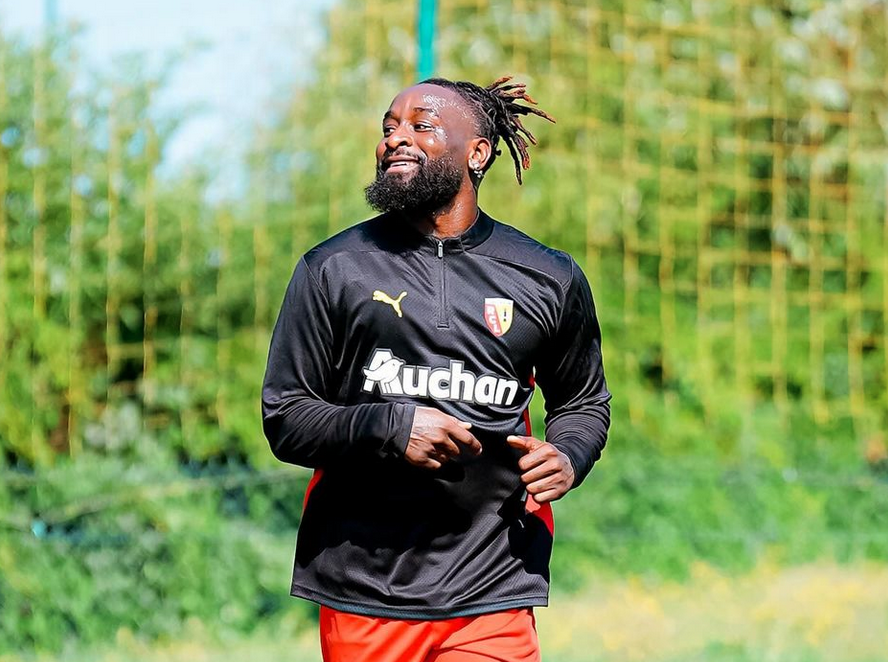 Dopo le visite mediche, Nzola è arrivato a Pisa