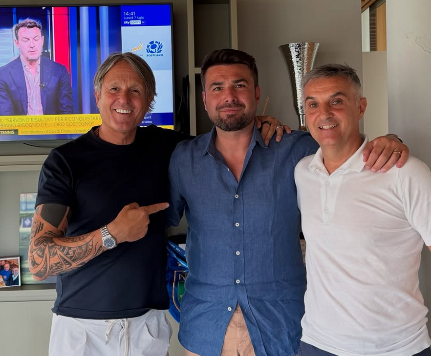 Mutu, visita al Viola Park. Annunciata una collaborazione tra la sua Academy e la Fiorentina