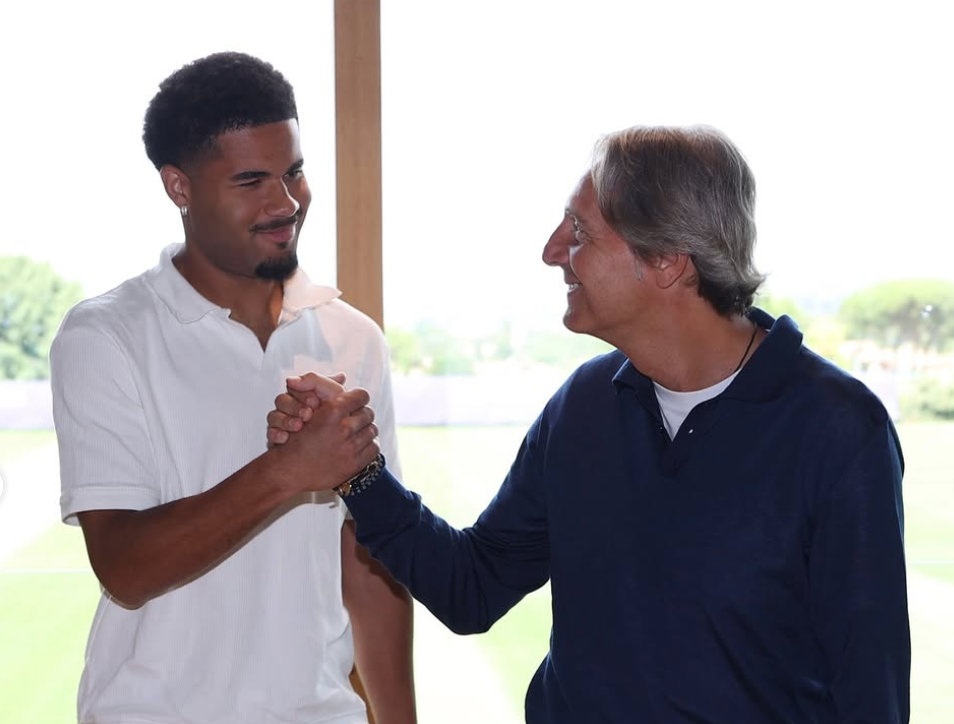 Repubblica - Sohm, muscoli e duttilità a centrocampo. Esordio contro il Manchester