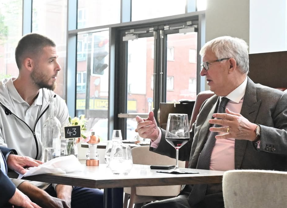 Sfida magica per De Gea: Old Trafford pronto ad omaggiarlo, lo United lo premierà con una targa