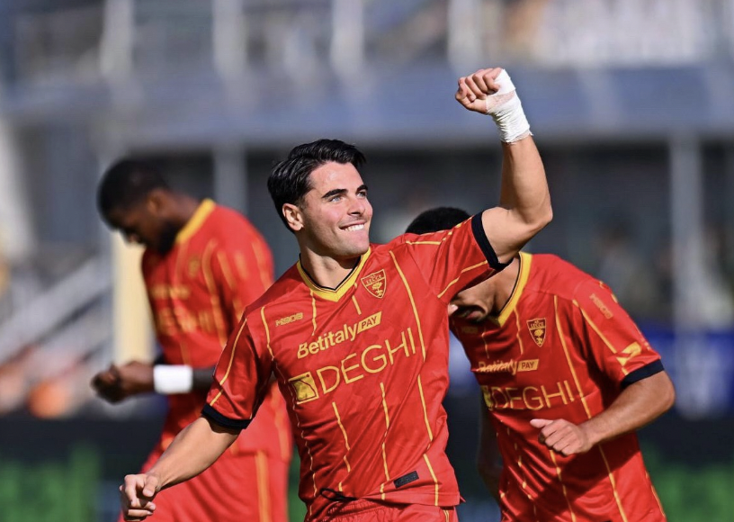 Lecce, allenamento mattutino. Domani rifinitura e partenza per Firenze