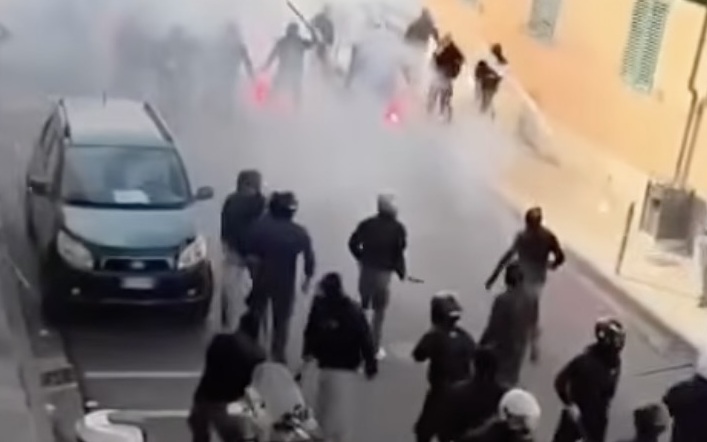 Pisa-Verona, violenti scontri tra ultras prima della partita. È caos in città