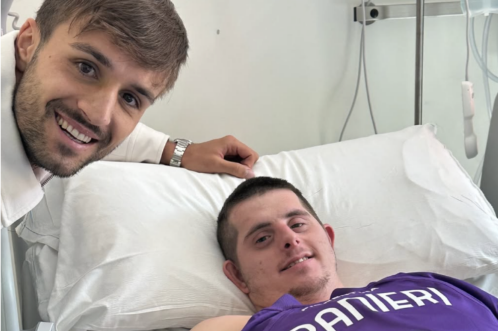 Il bel gesto di Luca Ranieri. In ospedale a trovare l'Insuperabile Olmo (FOTO)