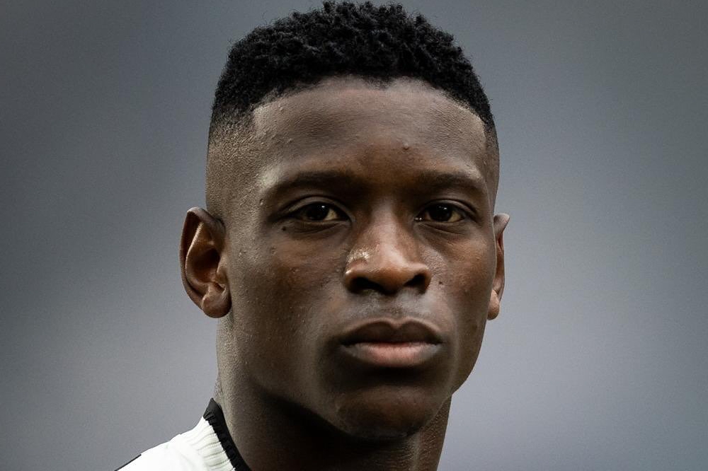 CorFio - Caccia a un esterno: Luiz Henrique il sogno, Man l’alternativa concreta