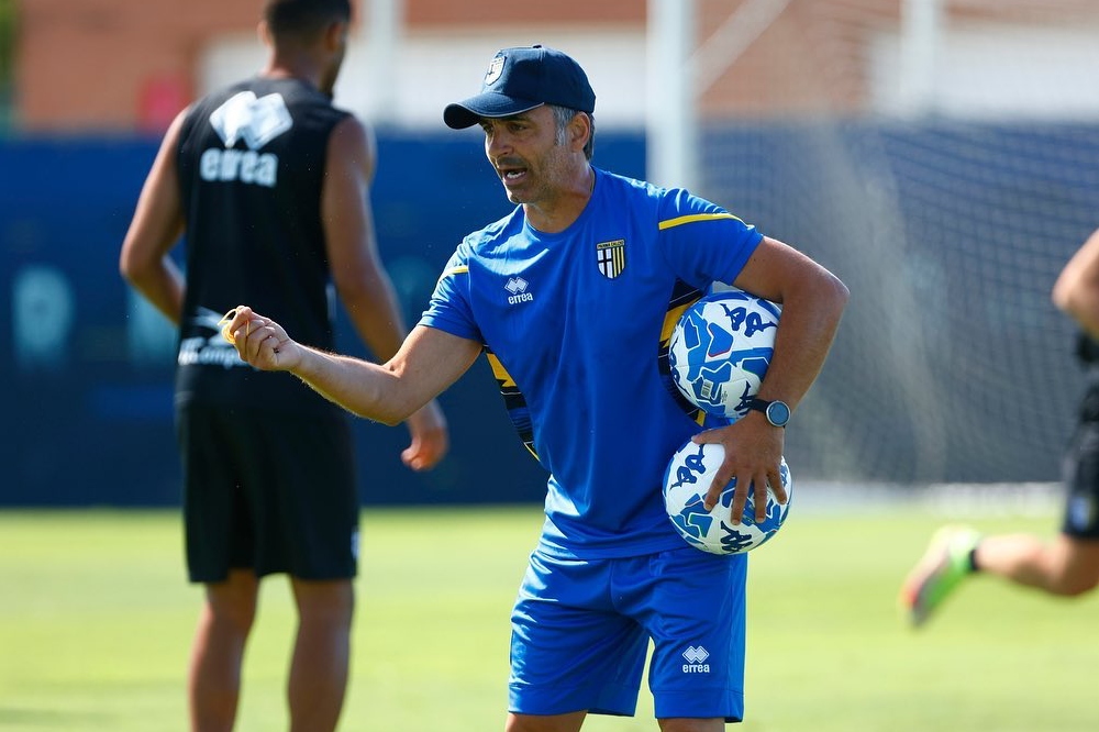 Parma, esonerato l'allenatore Fabio Pecchia