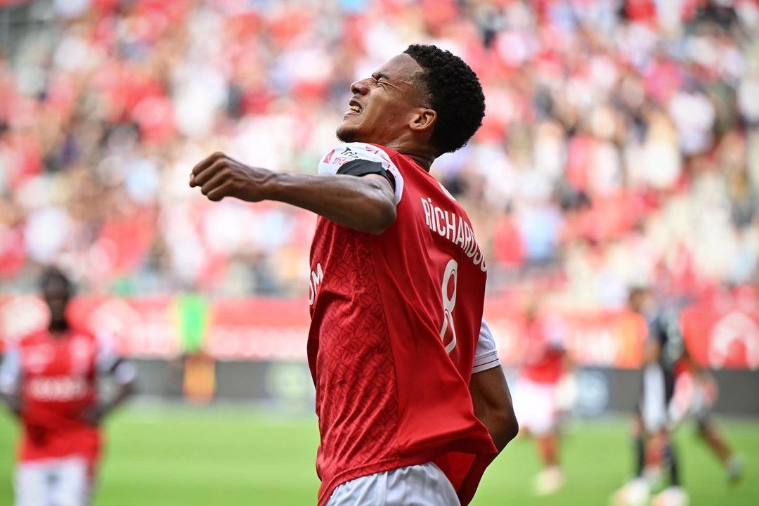 Richardson, già domani atteso a Firenze. 4 milioni subito al Reims, 5 di obbligo e 1 di bonus