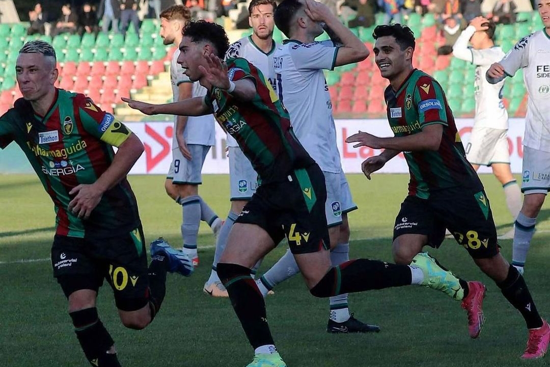 Uscite, Pedullà: Distefano, intesa trovata nella notte tra Fiorentina e Frosinone