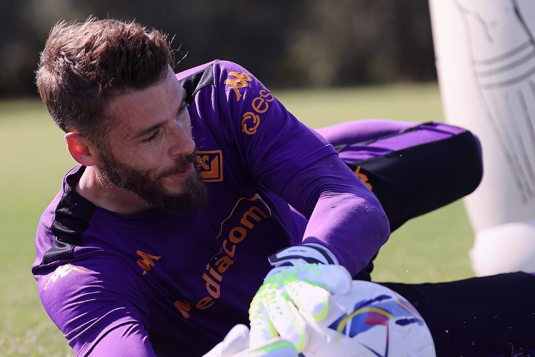 De Gea, quanti post per l'arrivo in viola. Anche dalla leggenda Van der Sar