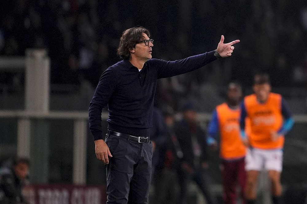 SKY - Fiorentina-Vanoli, l’ultimo contatto ieri, potrebbe inserirsi D'Aversa