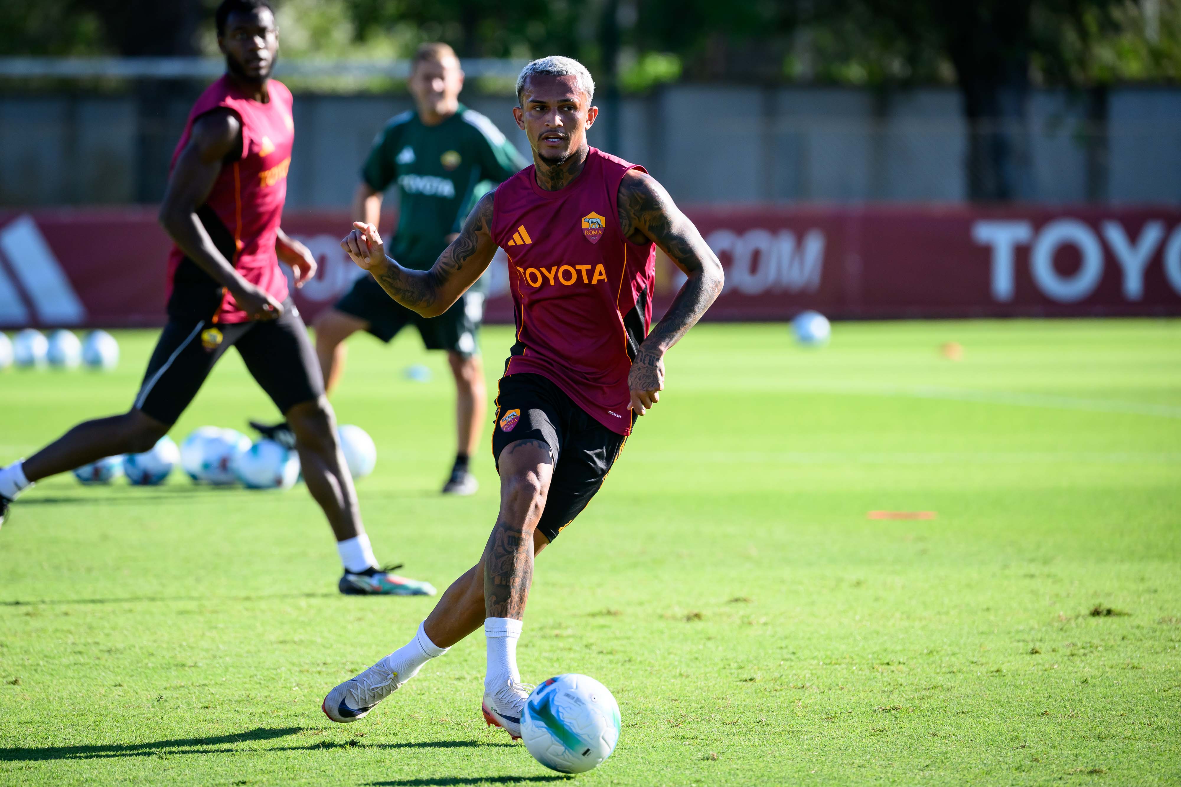 Roma, Wesley: "Arrivamo a questa partita con lo spirito giusto. Sensazioni molto positive"