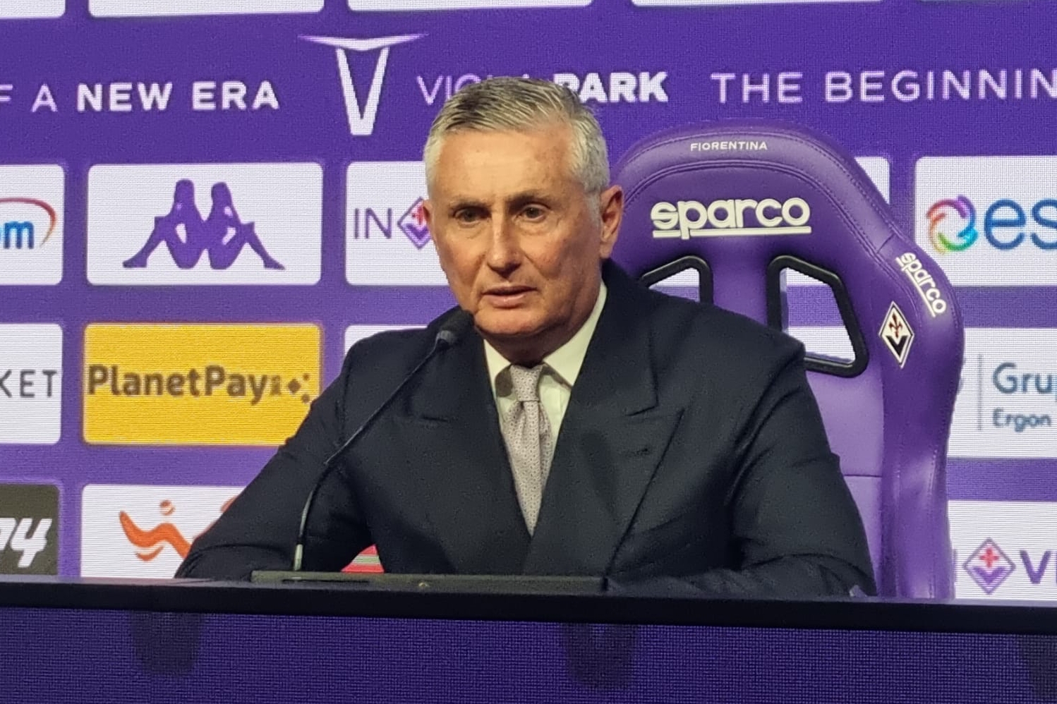 Fiorentina, l'ambizione costa: la rivoluzione deve essere profonda e senza errori