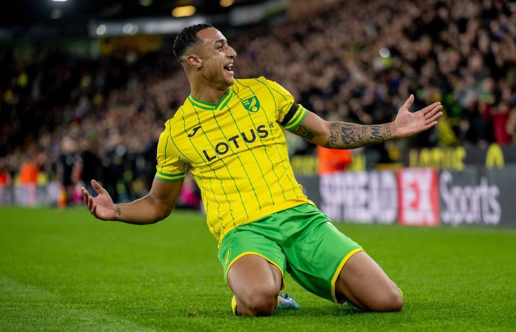 Dall'Inghilterra: Fiorentina su Adam Idah, centravanti del Norwich. Concorrenza di Celtic e Verona