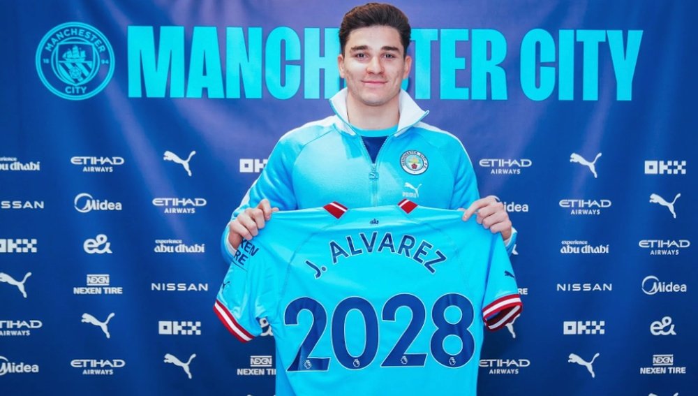 Julian Alvarez, trasferimento record: va all’Atletico per 94 milioni di euro