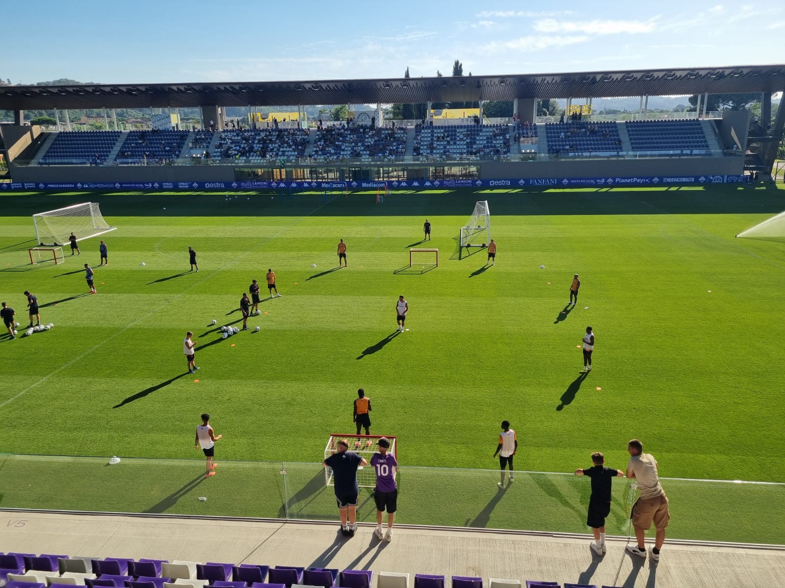 Viola Park, secondo allenamento a porte aperte: pochi tifosi presenti (FOTO-VIDEO VI.IT)