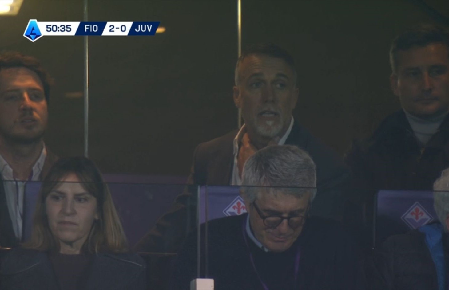 Il Franchi celebra Batistuta: ovazione per il Re Leone nella notte viola