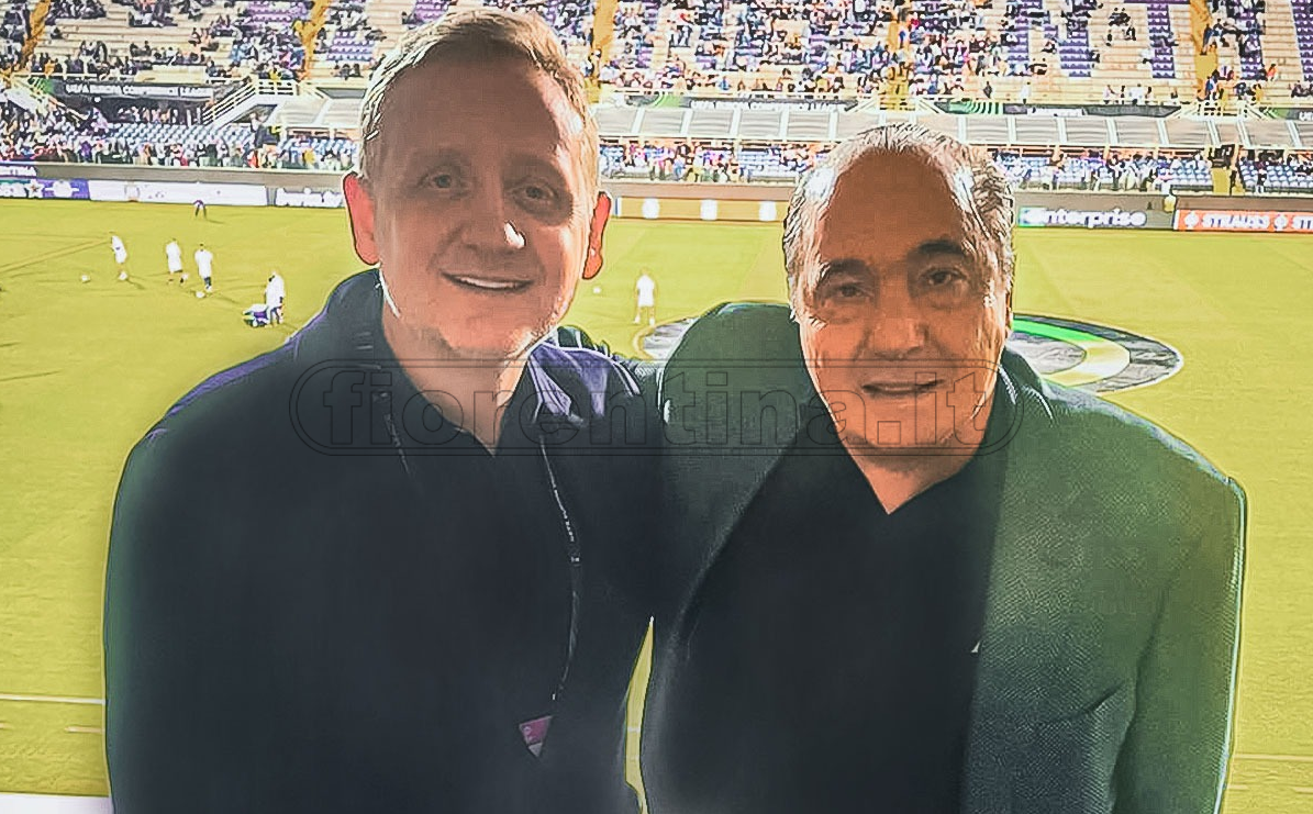 Fiorentina-Basaksehir, l'abbraccio tra Commisso e Gümüşdağ: "Grazie per l'ospitalità" (FOTO)