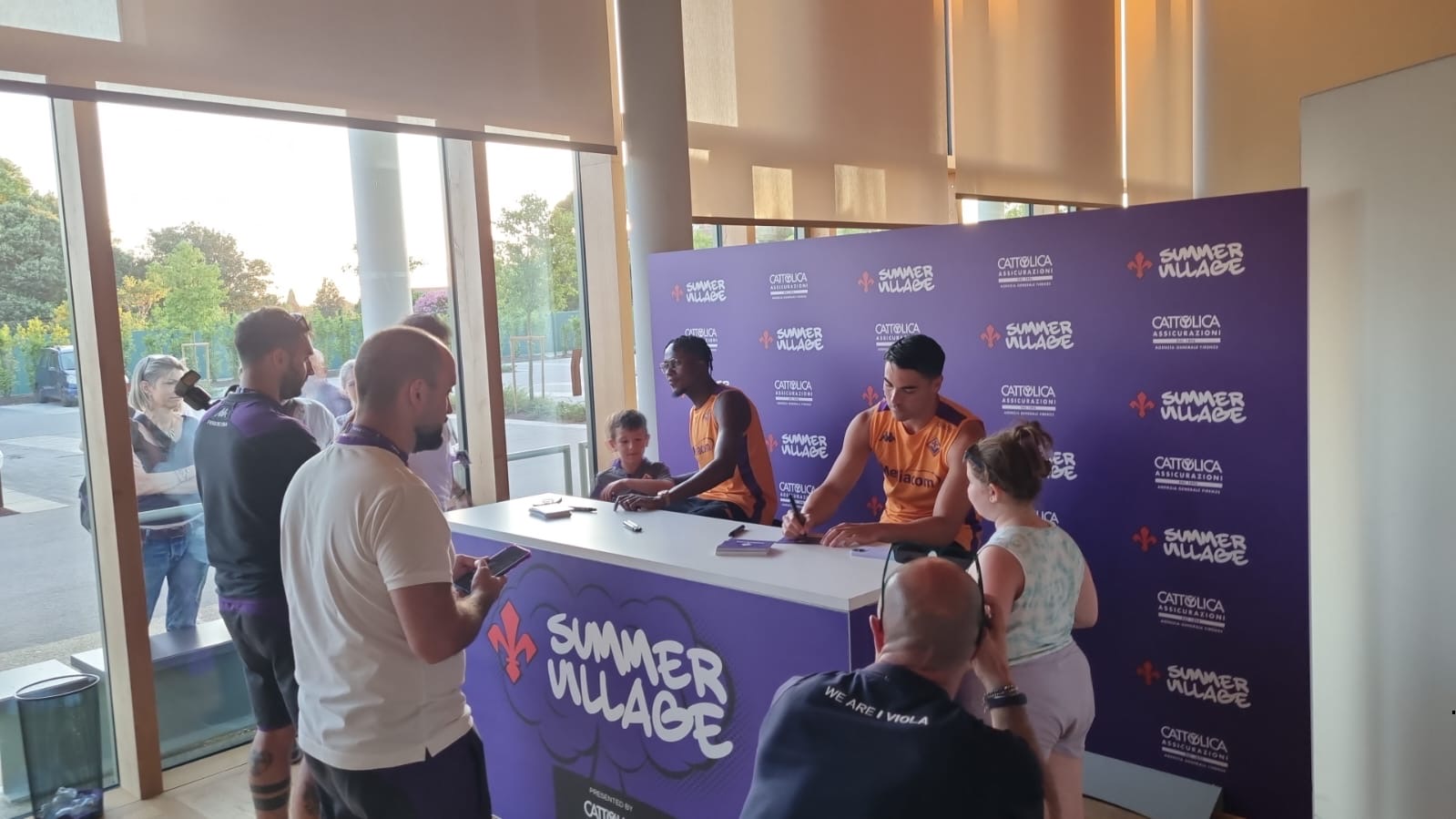 Dal Viola Park: sessione di foto e autografi per Sottil e Kouame (VIDEO VI.IT)