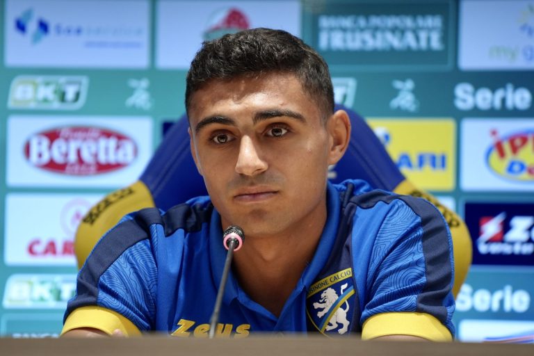 Distefano: "Voglio portare il Frosinone dove merita, mi hanno fatto sentire subito importante"