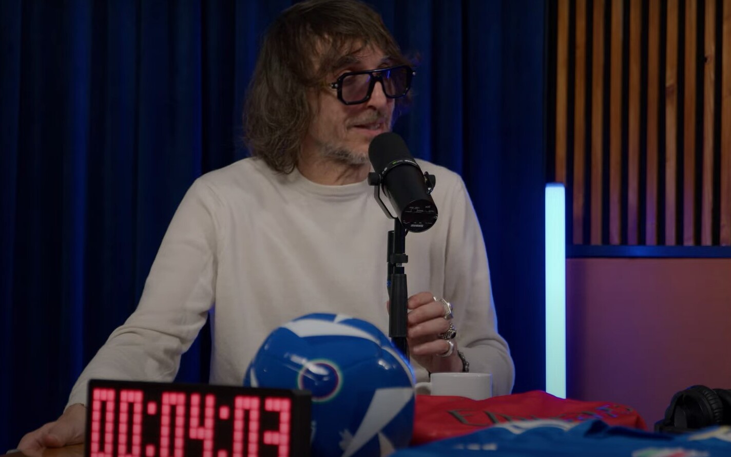 Cruciani: "Non sono d'accordo con la multa alla coreografia viola. La trovo geniale"