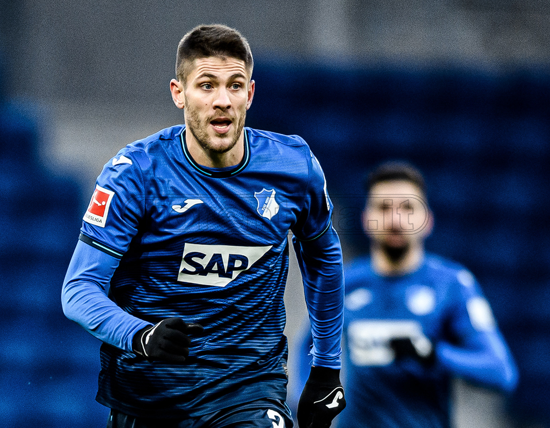 La Fiorentina valuta un nuovo centravanti: tra le piste anche Toni Martinez e Kramaric