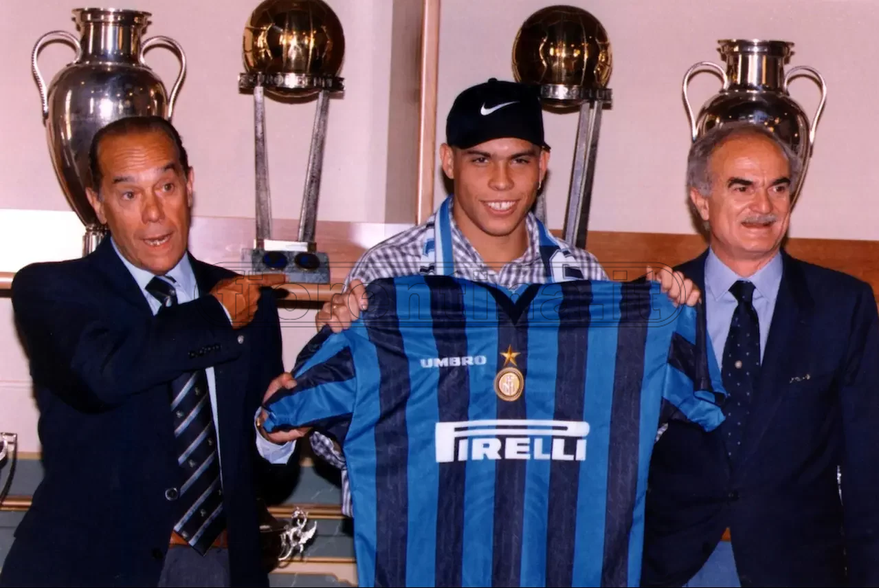 Lutto: si è spento Luisito Suarez. L'ex leggenda del calcio e dell'Inter aveva 88 anni