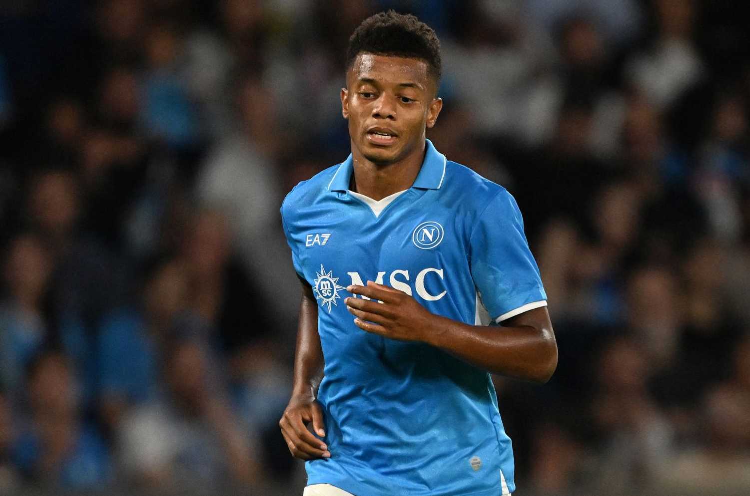 Napoli, Neres verso il rientro in campo ma non ci sarà con la Fiorentina