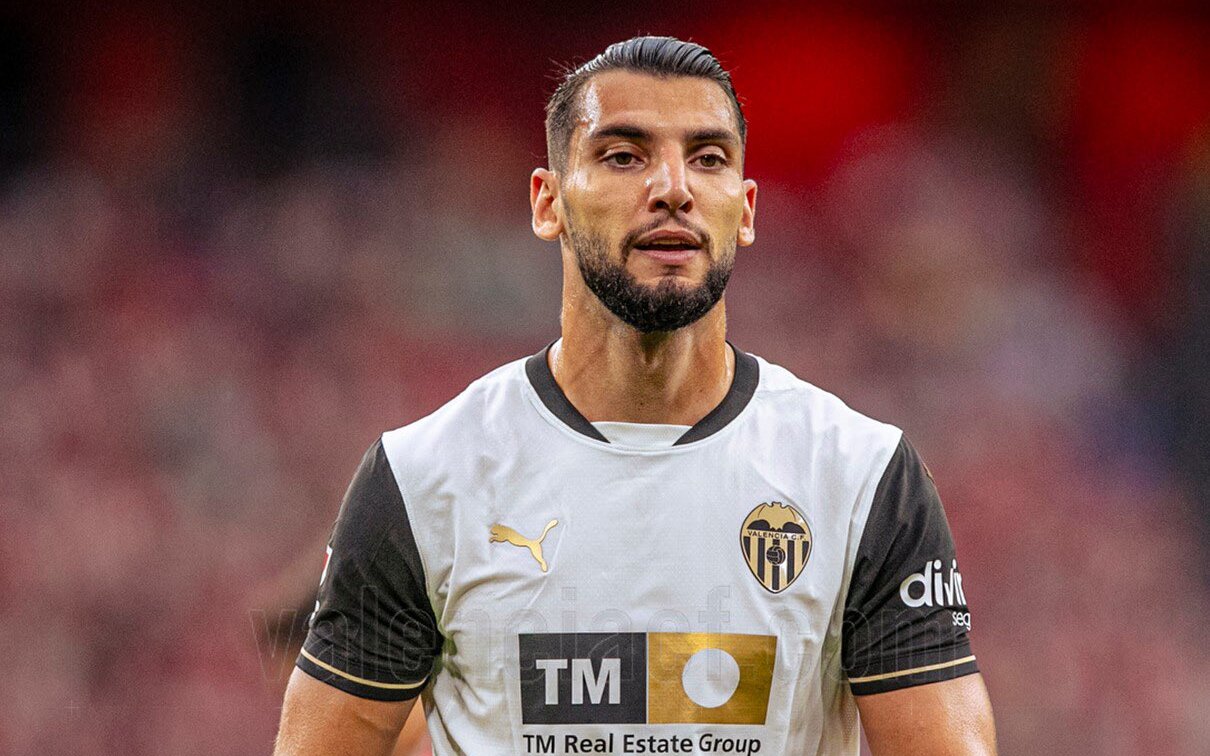 Rafa Mir: "Ho apprezzato l'interesse della Fiorentina. Ma Valencia è casa mia"