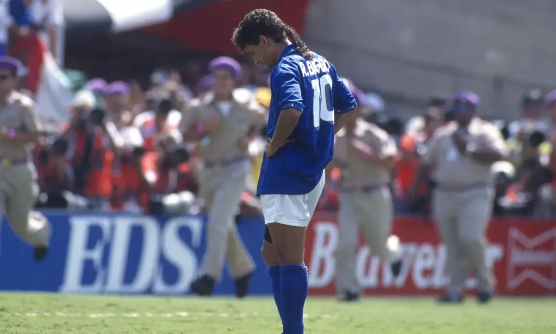 R. Baggio: "Non riesco a liberarmi di quel rigore contro il Brasile"