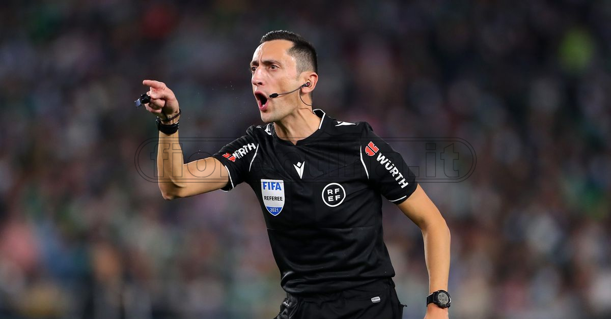 Già due incroci con le italiane in stagione per l’arbitro José Maria Sanchez