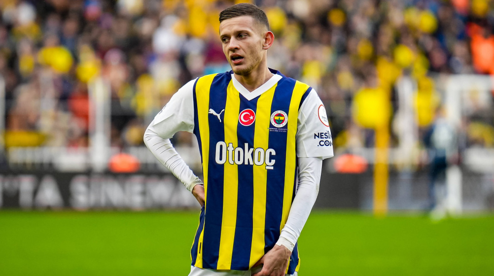 Dalla Turchia: anche la Fiorentina su Szymanski del Fenerbahce